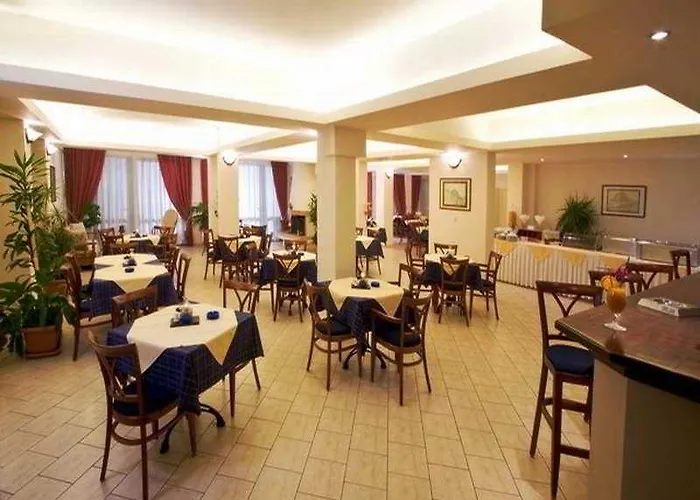 Panorama فندق 3*